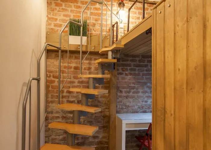 Zentrales Industrial Street-loft Вена