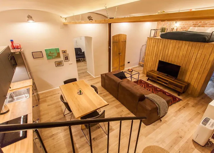 Апартаменты Zentrales Industrial Street-loft
