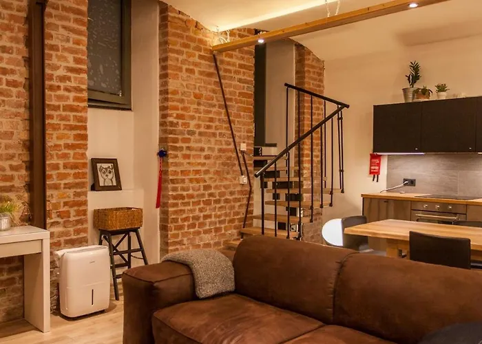 Апартаменты Zentrales Industrial Street-loft *
